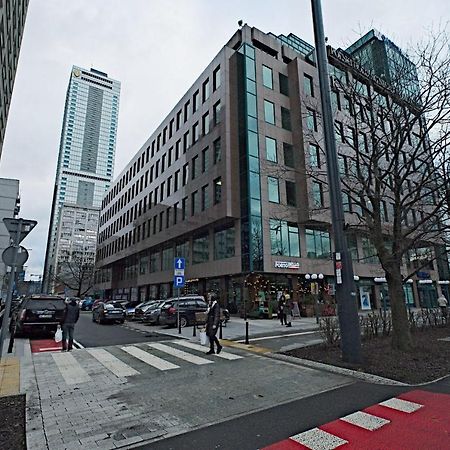 Апартаменты Cozy Studio Next To Central Station Варшава Экстерьер фото