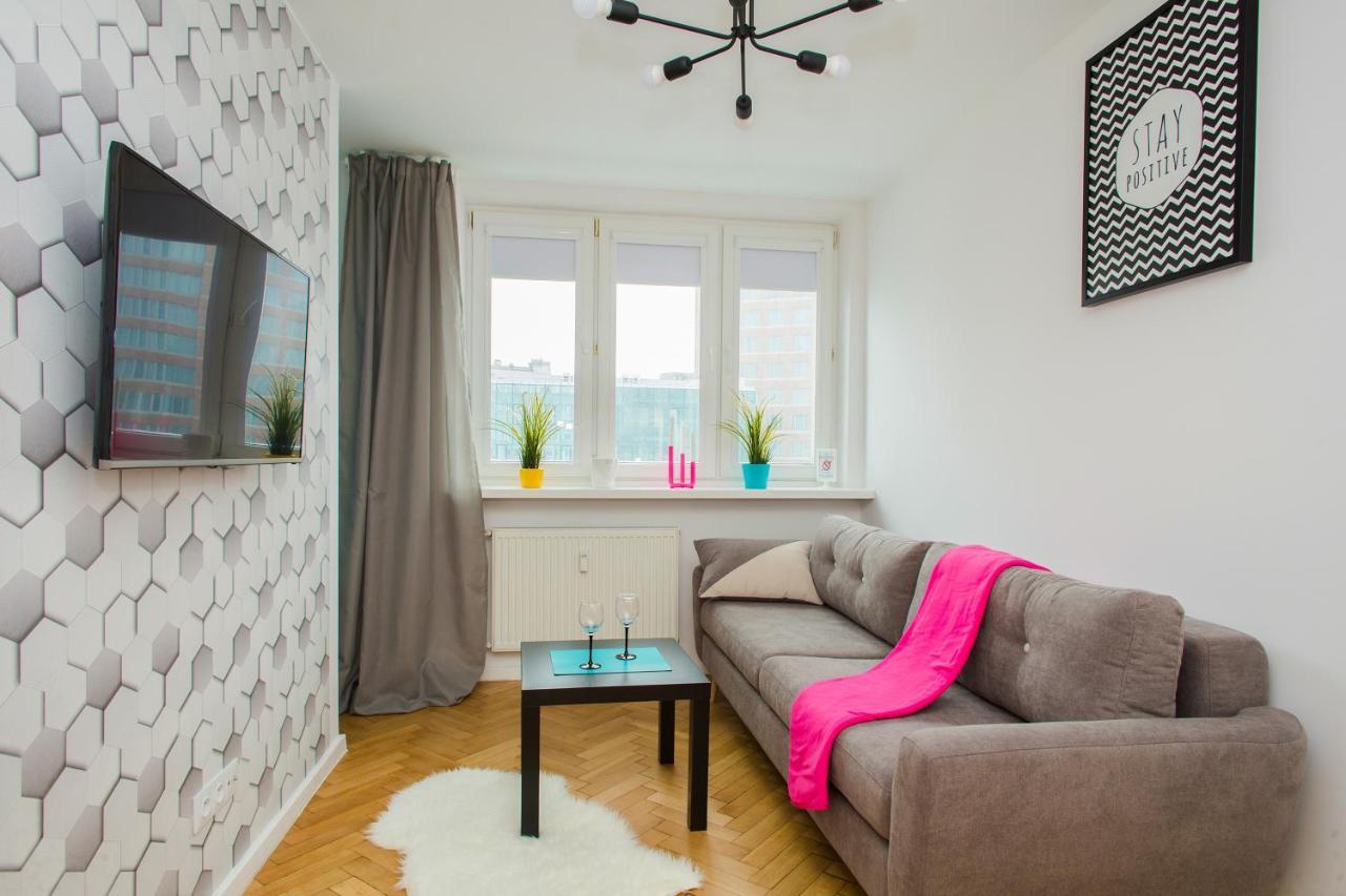Апартаменты Cozy Studio Next To Central Station Варшава Экстерьер фото